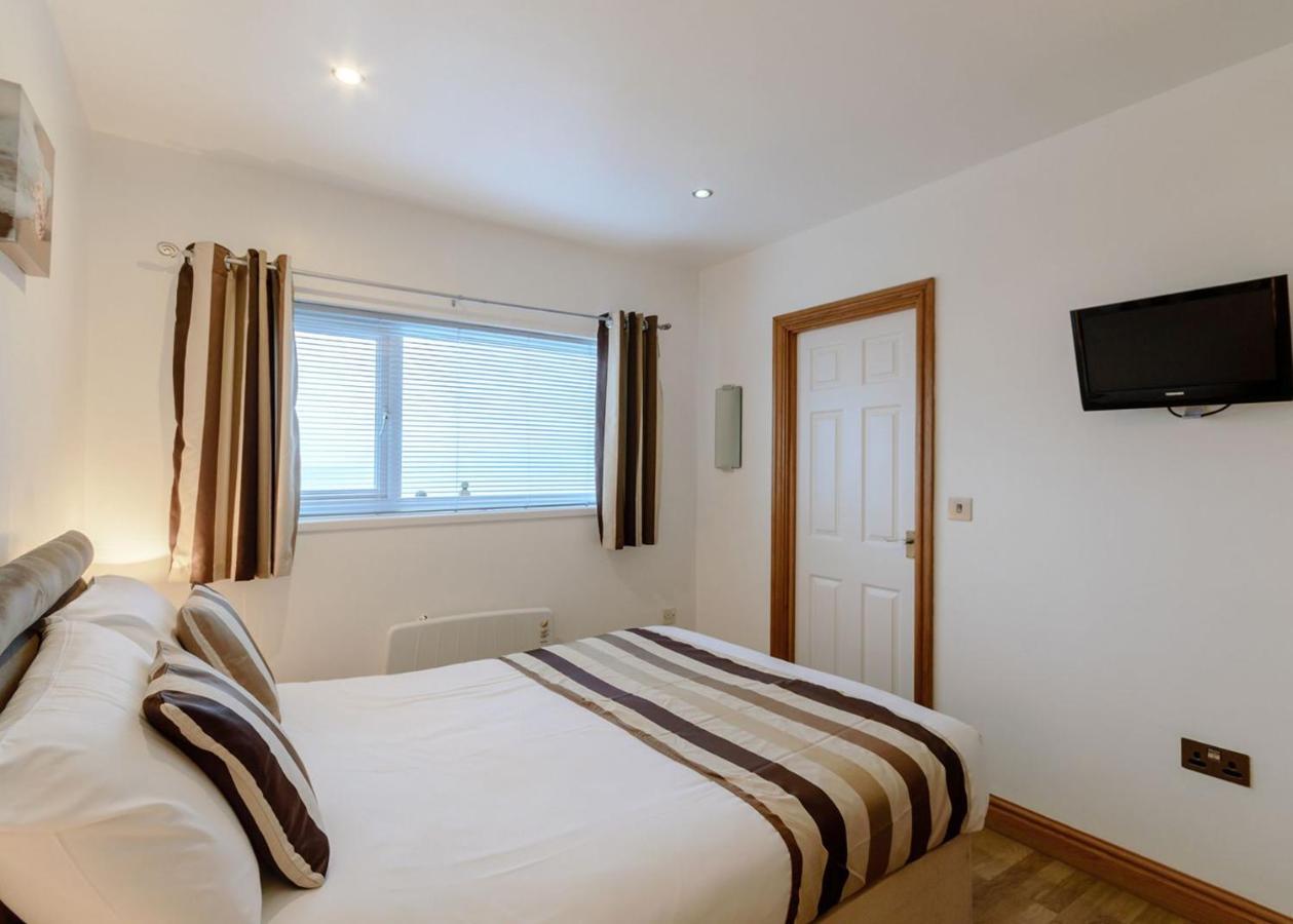 Gilfach Holiday Park Henfynyw Upper Ngoại thất bức ảnh