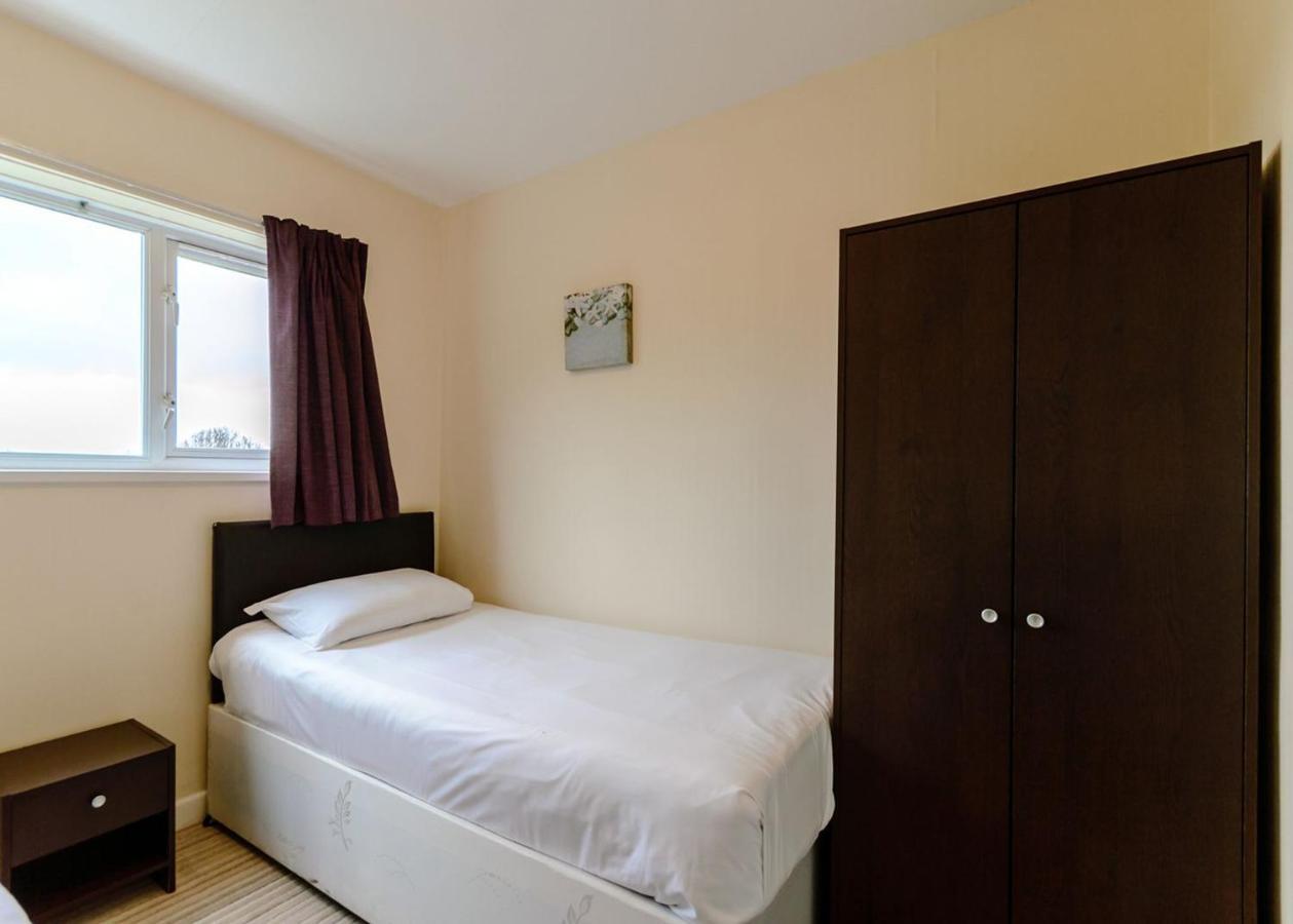 Gilfach Holiday Park Henfynyw Upper Ngoại thất bức ảnh