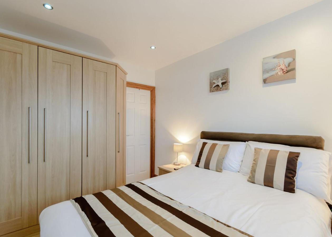 Gilfach Holiday Park Henfynyw Upper Ngoại thất bức ảnh